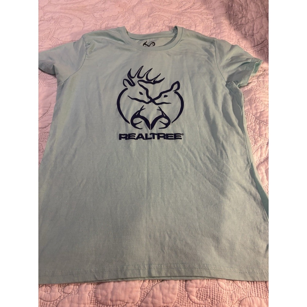Women's Real Tree Shirt Sleeve T Shirt Size‎ large With Buck And Doe On Chest